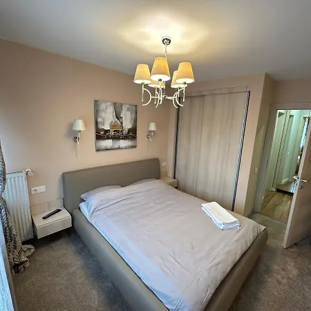 Page3 Apartament Targoviste Exterior photo